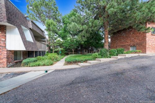 1585 Holly St, Denver CO  80220-1440 exterior