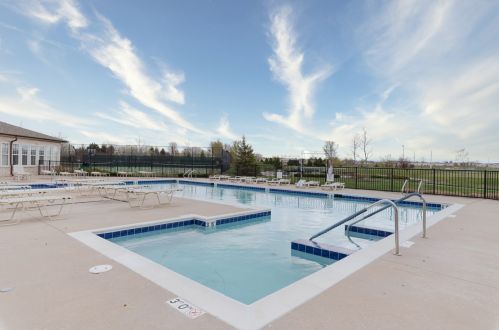 1832 Kelley Ln, Pingree Grove IL  60140-5410 exterior