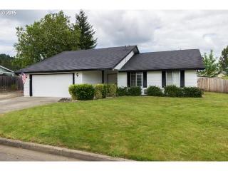 334 Grove Ln, Sutherlin, OR 97479-9628