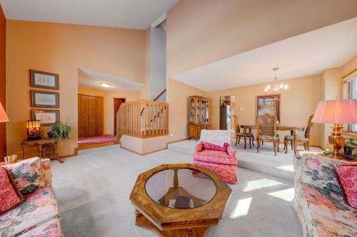 4561 Clf Rdg Ct, Saint Paul MN  55123-1811 exterior