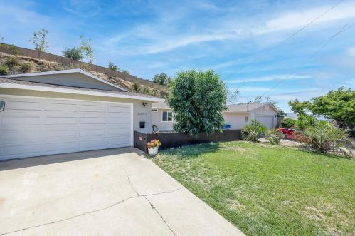 11051 Larkridge St, Santee, CA 92071-3225