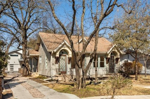 4716 Caswell Ave, Austin TX  78751-2617 exterior