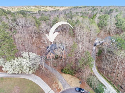 404 Martin Falls Mnr, Holly Springs, GA 30114-6867