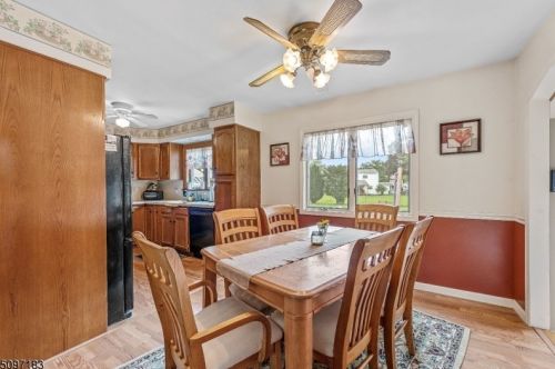 14 Lawrence Dr, Hackettstown NJ  07840-2510 exterior