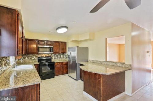 2842 Mozart Dr, Silver Spring MD 20904-6800 exterior