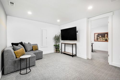 1215 Iowa Ave, Denver CO  80210-2744 exterior