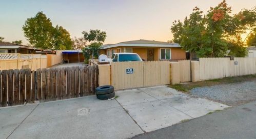 8019-21 Roy St, Lemon Grove, CA 91945-2521