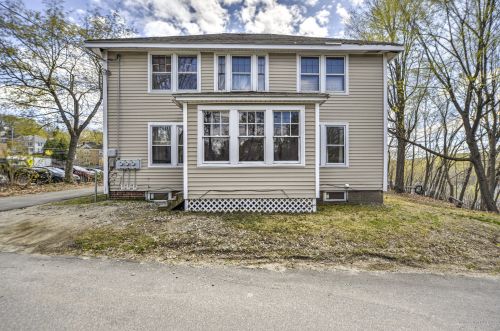 3 Sturgis Ln, Augusta, ME 04330-5733