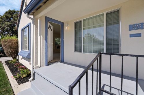 325 Cypress St, Lodi, CA 95240-5910