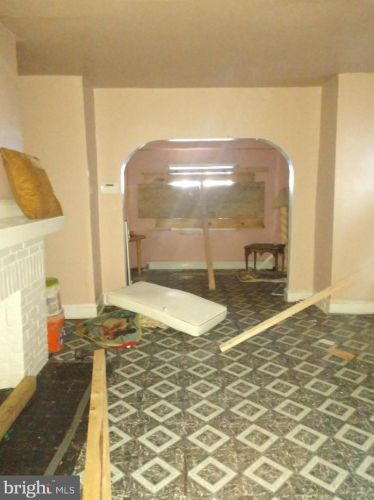 3734 19 St, Philadelphia PA 19140-3543 exterior