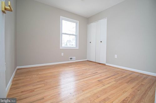 7834 Brompton St, Springfield VA  22152-1956 exterior