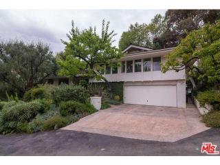 16223 Elisa Pl, Van Nuys, CA 91436-3320