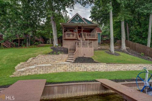 195 Air Strip Rd, Jackson, GA 30233-4015