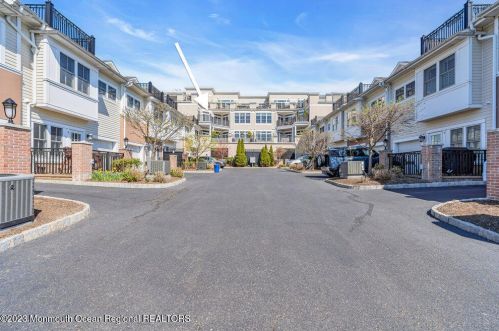 300 Cookman Ave, Tinton Falls NJ  07712-6684 exterior