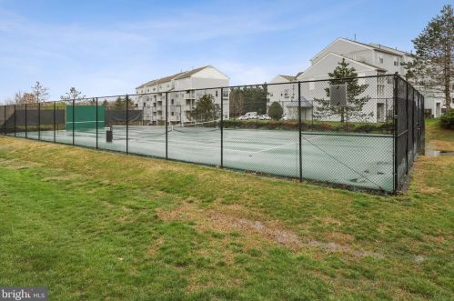 12189 Cinnamon St, Woodbridge VA  22192-1707 exterior