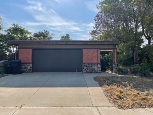 1004 Renee St, Redlands, CA 92374-3838