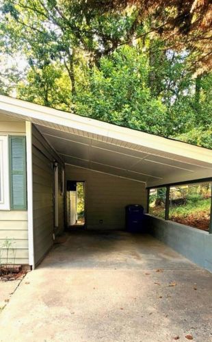 5595 Deerfield Trl, Atlanta GA  30349-3707 exterior