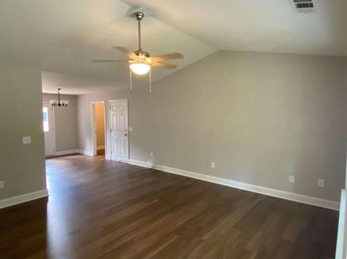 1668 Meadow Lark Ln, Gainesville, GA 30501-2085