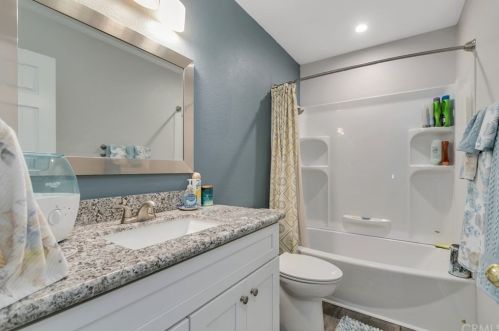 20497 Bloomfield Rd, Riverside CA  92508-2963 exterior