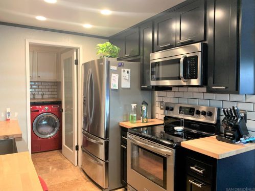 834 Pillar Point Way, Oceanside, CA 92058-6924
