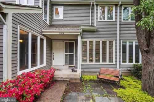 11604 Chapel Cross Way, Herndon, VA 20194-1217