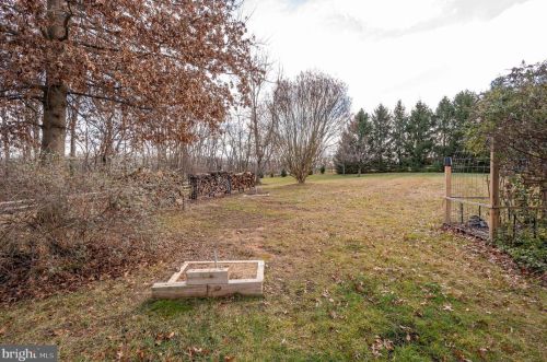 874 Pheasant Hill Rd, Summit Point WV  25446-3634 exterior