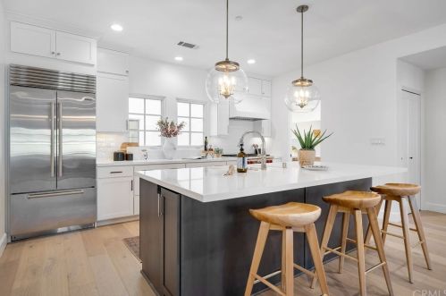 1208 Carmel St, San Luis Obispo, CA 93401-3815