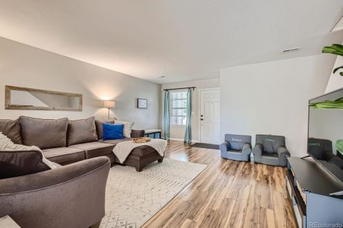 7882 Kittredge Cir, Englewood CO 80112-4644 exterior