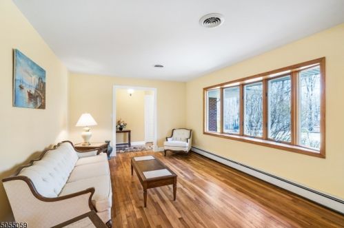921 Old Tullo Rd, Bridgewater, NJ 08807-2397