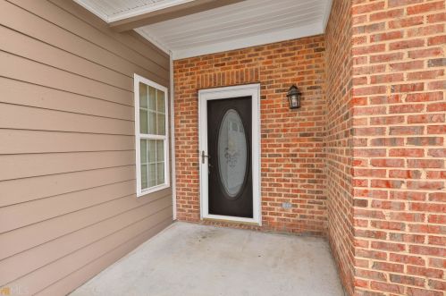 704 Commonwealth Cir, Newnan, GA 30263-7810