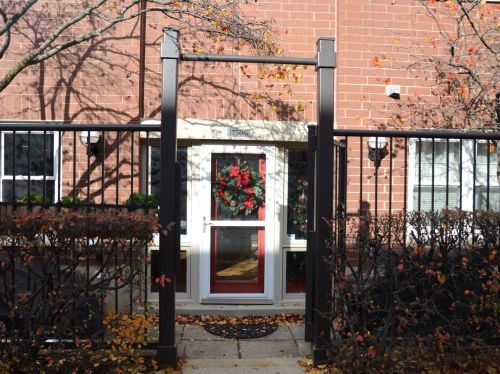 1730 Terra Cotta Pl, Chicago, IL 60614-4447