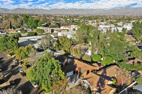 6328 Ranchito Ave, Van Nuys, CA 91401-2216