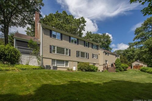 7 Ryders Ln, Wilton, CT 06897-1722