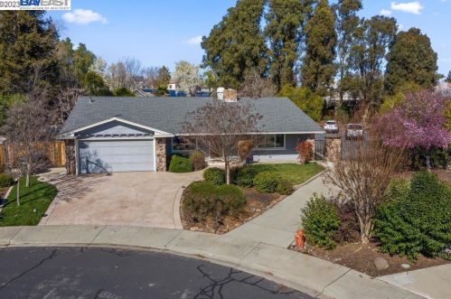 2579 Walker Pl, Livermore, CA 94550-6629