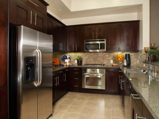 2300 Dupont Dr, Irvine CA  92612-8564 exterior