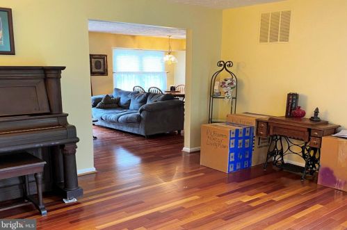 232 Lower Magothy Beach Rd, Severna Park MD  21146-2122 exterior