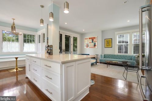 7314 Maple Ave, Silver Spring MD 20912-4318 exterior