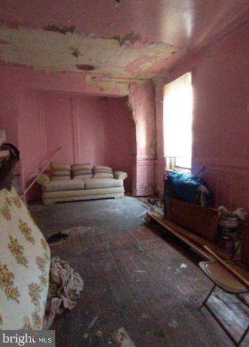 1946 23 St, Philadelphia PA 19145-2602 exterior