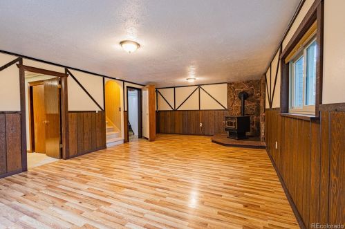 98 Button Rock Rd, Lyons CO  80540-8278 exterior