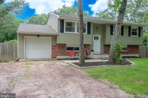 602 Connecticut Rd, Browns Mills, NJ 08015-5615