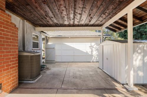 1191 Skyline Dr, Santa Ana CA 92705-3217 exterior