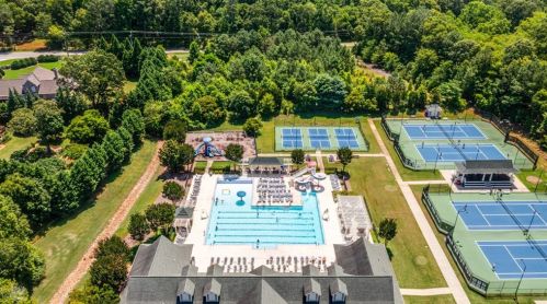 4112 Links Blvd, Jefferson GA  30549-8826 exterior