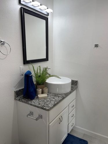 4451 6th Ave, Fort Worth TX  76115-2201 exterior