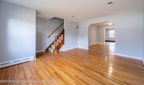 857 Lincoln St, Tinton Falls, NJ 07701-5715