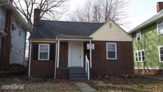 128 Emerson Ave, Indianapolis IN  46219-6308 exterior