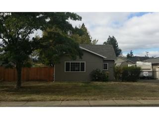 1296 Keasey St, Roseburg, OR 97471-1965