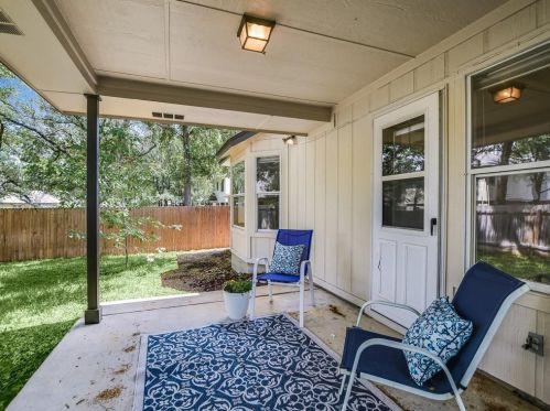 4404 Columbine Dr, Austin TX 78727-2608 exterior