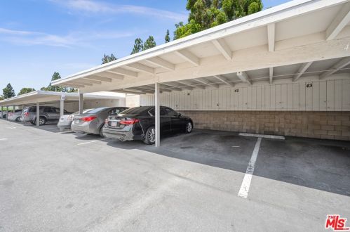 2811 Fairview St, Santa Ana CA  92704-5918 exterior