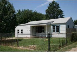 2502 Stafford St, Wichita, KS 67211-5451