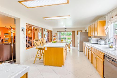 2070 Chateau Ct, Chula Vista, CA 91913-3154